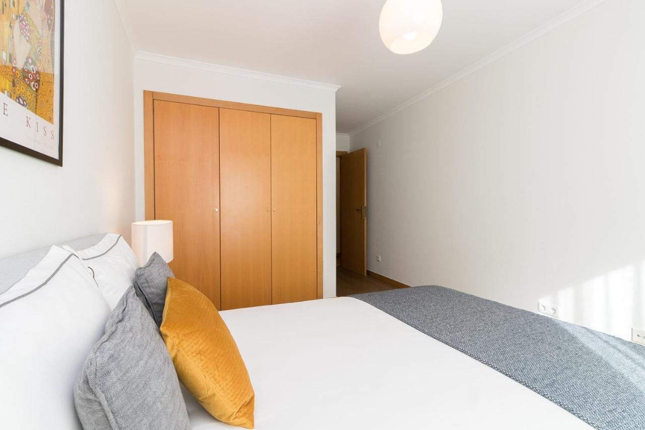 Premium Flat In Upscale Area, Balcony, Parking Apartment Lisbon Exterior photo