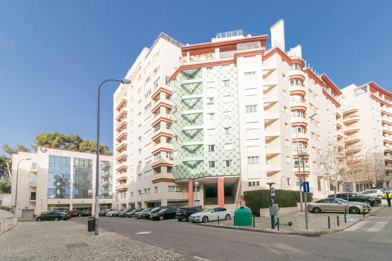 Premium Flat In Upscale Area, Balcony, Parking Apartment Lisbon Exterior photo