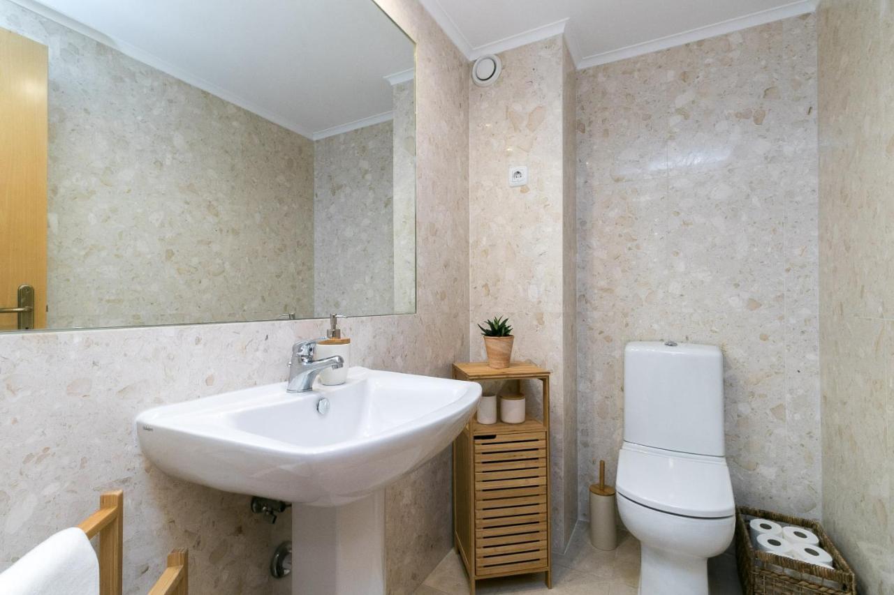Premium Flat In Upscale Area, Balcony, Parking Apartment Lisbon Exterior photo
